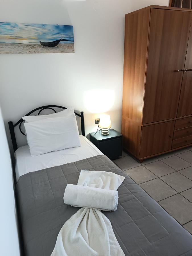 Voulias Αpartments Apartment Kini Екстериор снимка